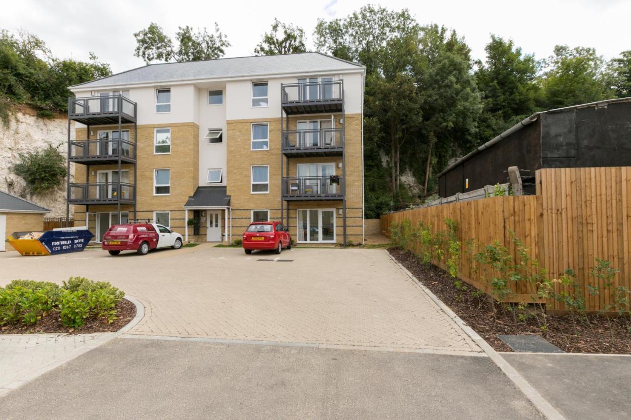 Hertford Serviced Apartments Ware Extérieur photo